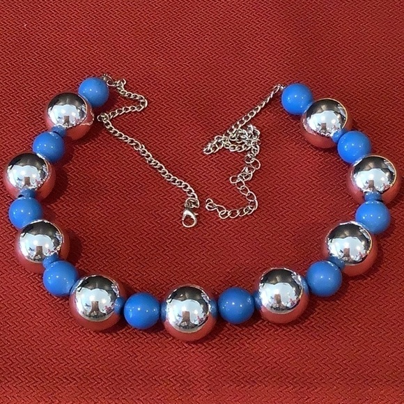 Giant blue and silver color statement necklace 20 inches - Picture 2 of 6